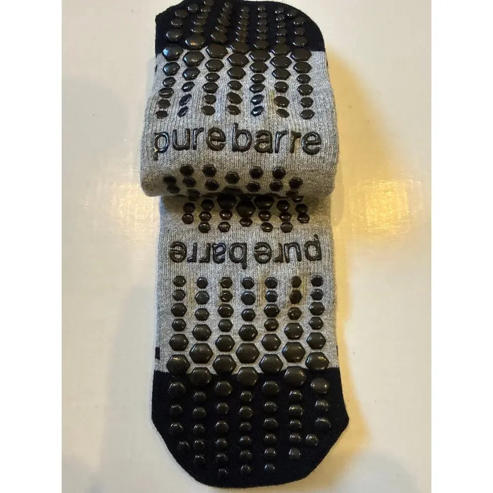 NWT Pure Barre Challenge Finisher low rise grip socks Small